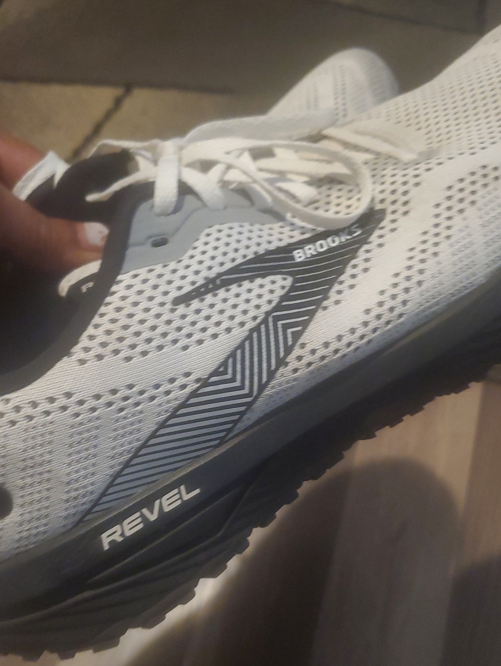 Brooks - Picture 11 of 13